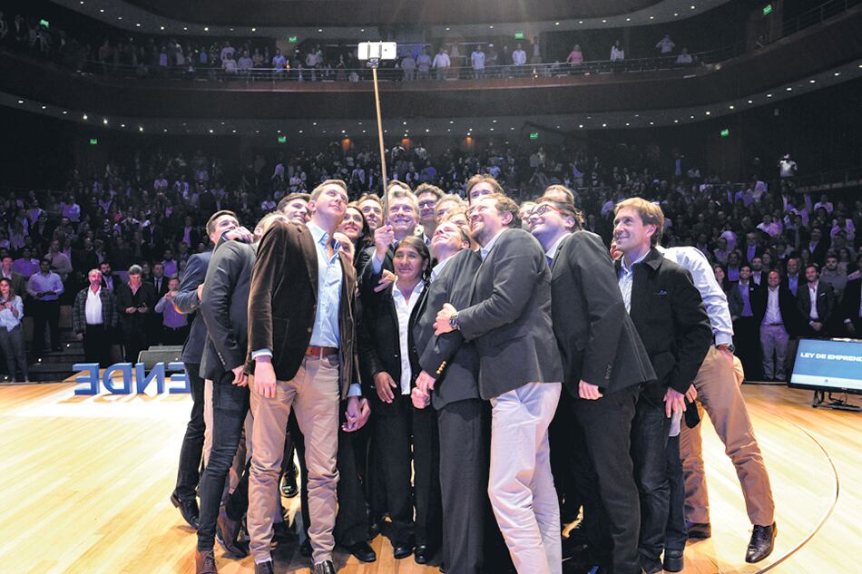 Macri profundizó su estrategia contra los docentes durante un acto con emprendedores en el CCK.