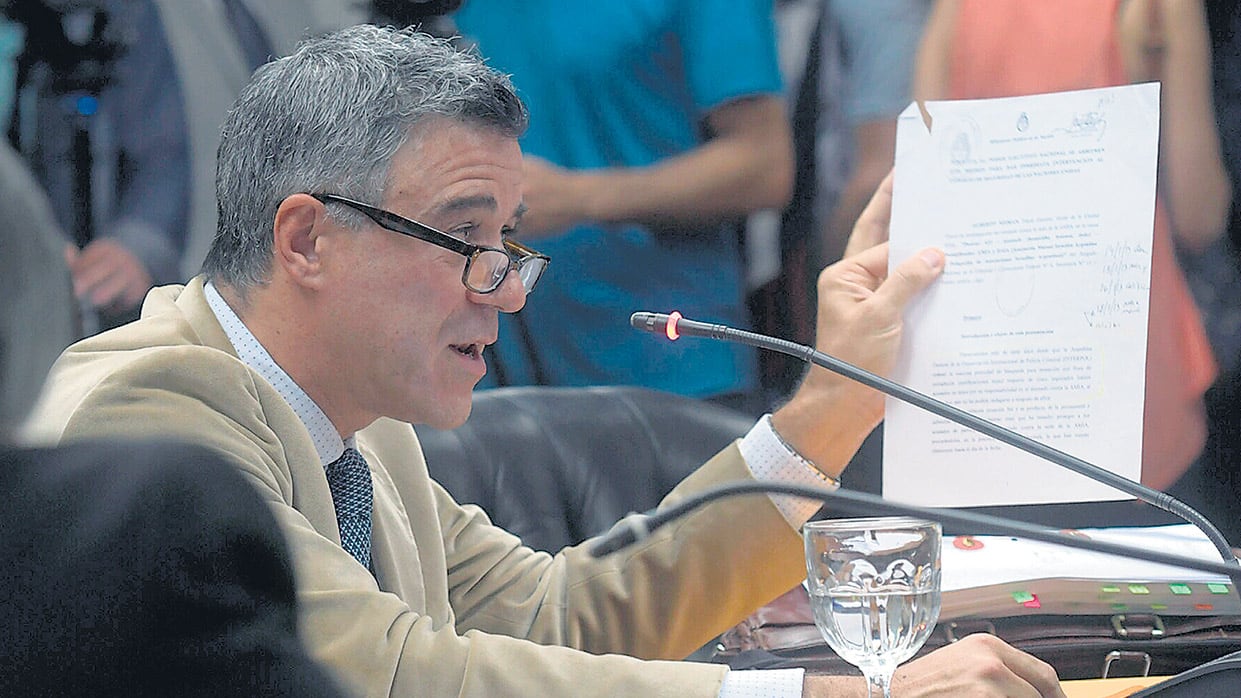 El juez federal Daniel Rafecas respondió las preguntas de los consejeros.