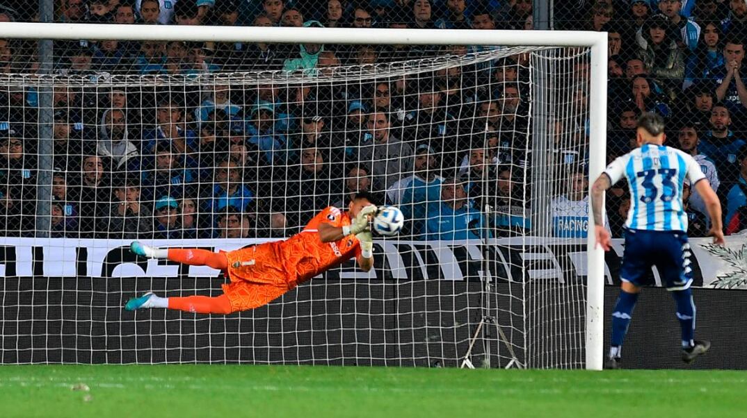 El video de los penales entre Boca y Racing, con las dos atajadas de Sergio Romero.