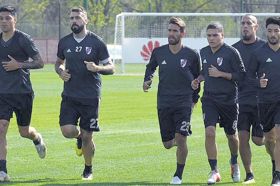 Los jugadores de River se preparan para enfrentar al último campeón copero.