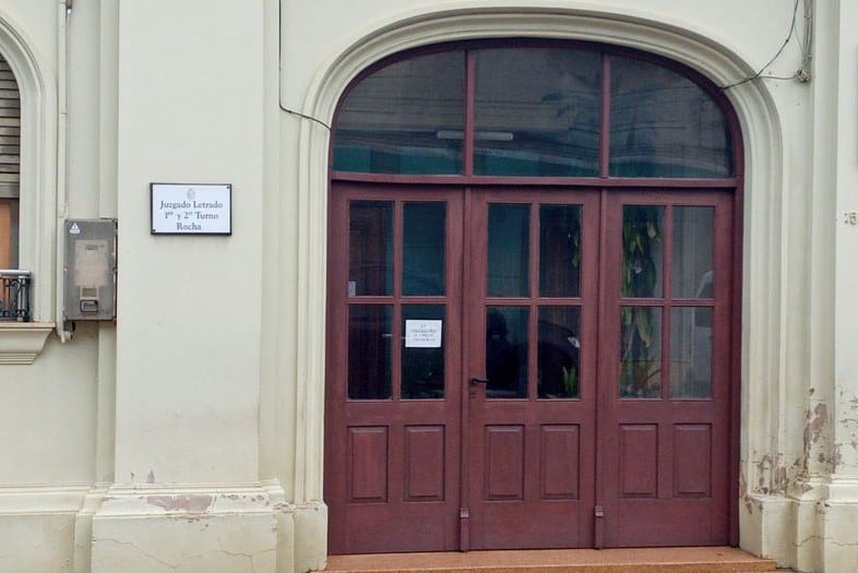 Lola Chomnalez fue asesinada en las playas de Barra de Valizas en 2014.