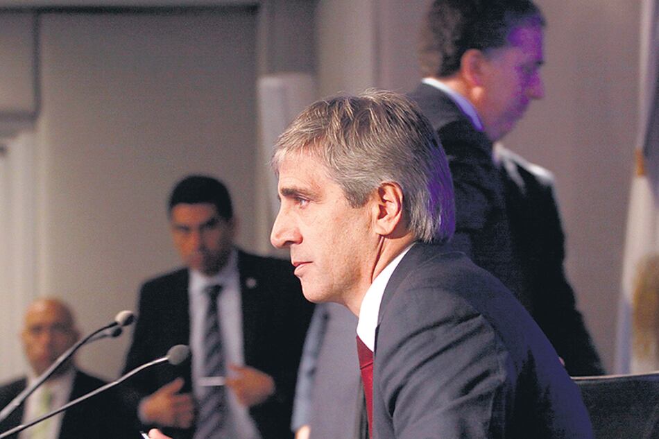 Luis Caputo, presidente del Banco Central. Desarmando la bomba de las Lebac a un alto costo público y gran beneficio para especuladores.