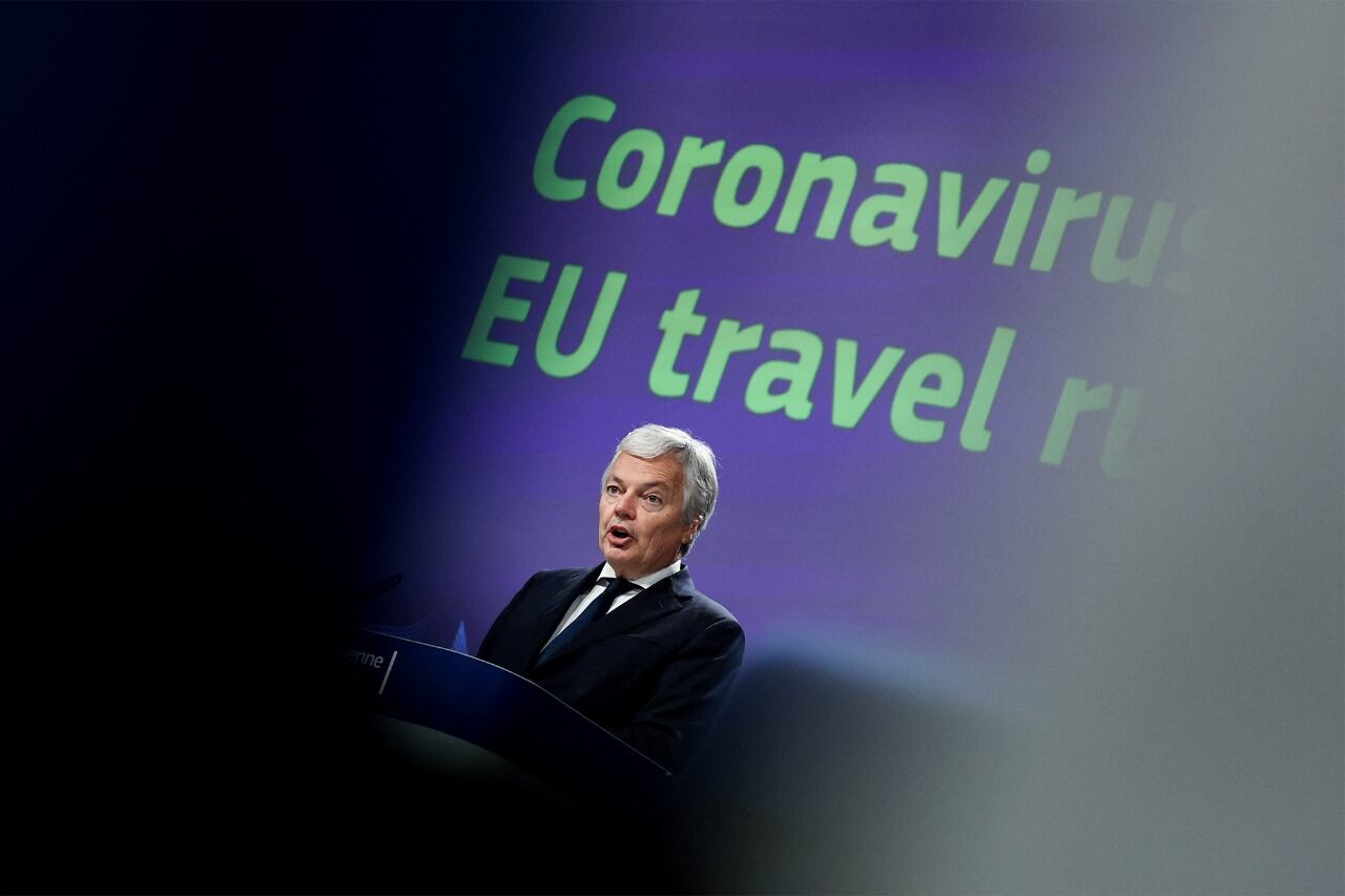 La Comisión propone que el certificado sea válido en los 27 países de la UE y en otros 24 países extracomunitarios y que entre en vigencia a partir del 10 de enero de 2022.  