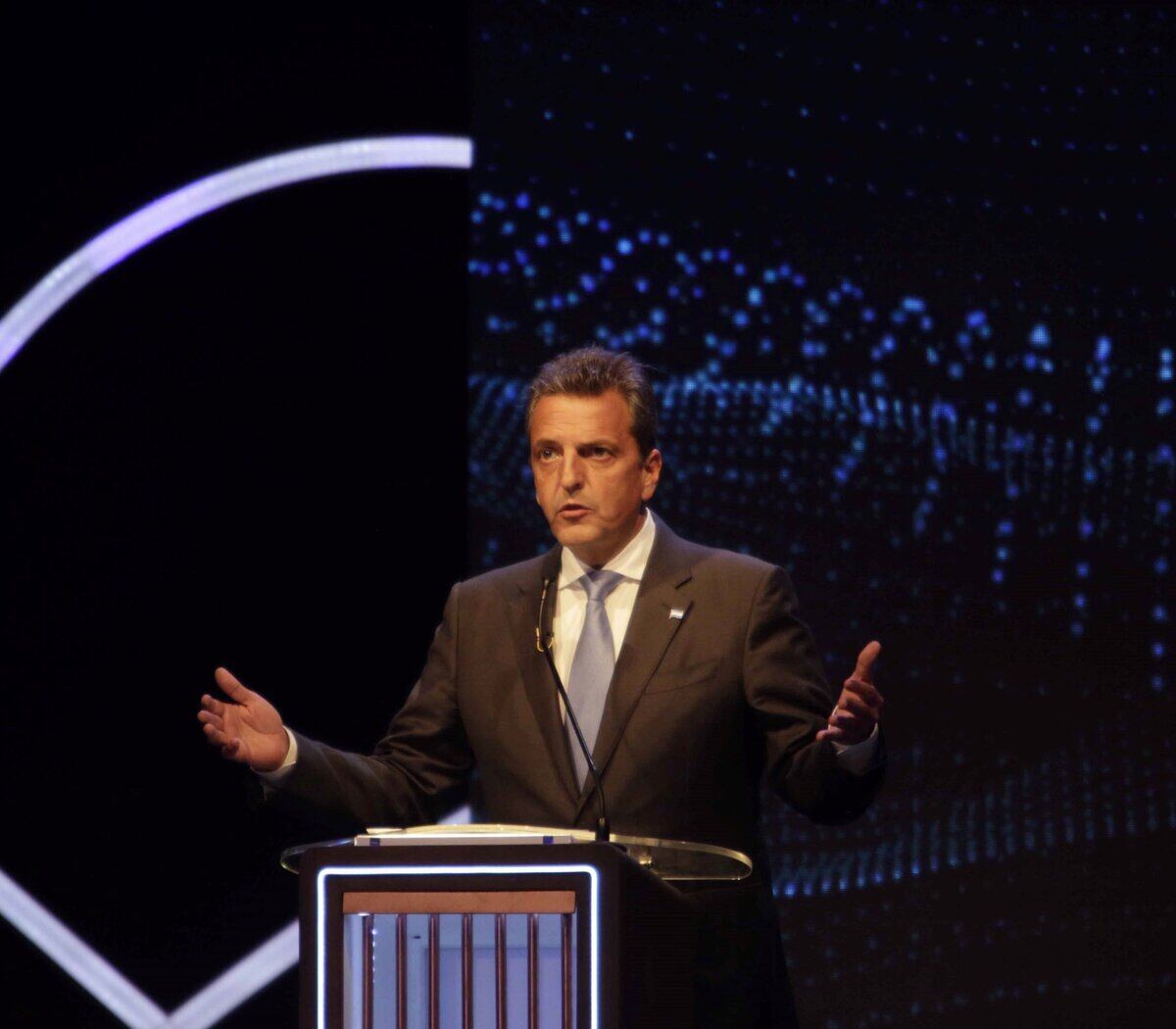 Massa anunció la moneda digital argentina en el debate presidencial.