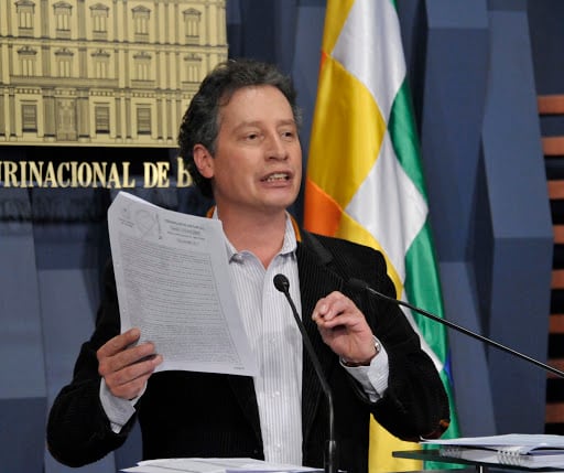 César Navarro, exministro de Minería, obtuvo un salvoconducto para silarse en México.