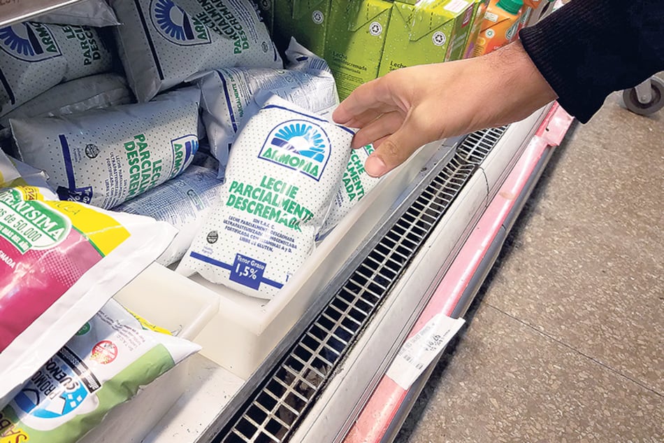 En septiembre, los precios en el sector de consumo masivo subieron a un ritmo del 35,2 por ciento anual.