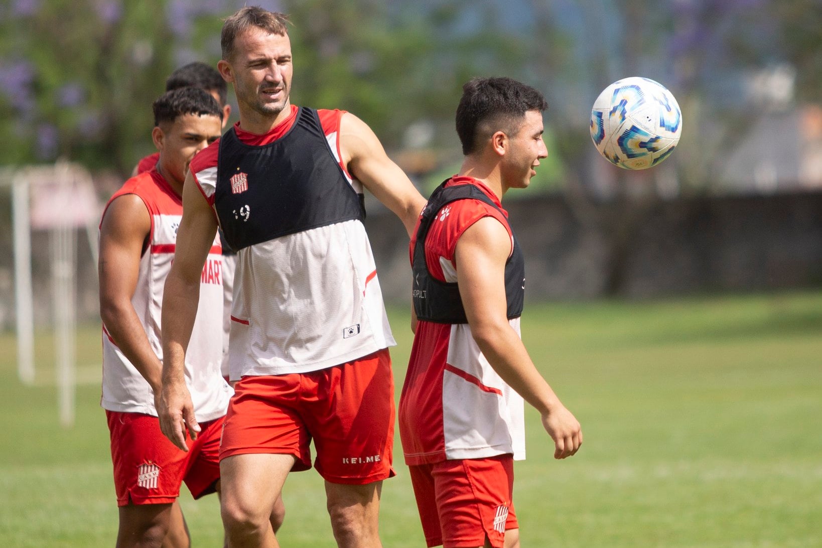 San Martín de Tucumán, favorito para el pase a Primera.