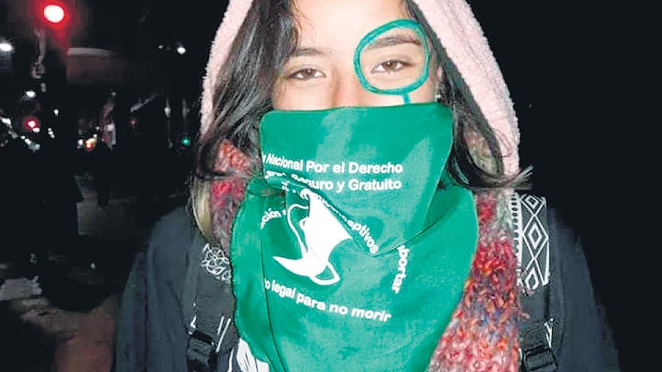 Agustina fue reconocida como hija por el cura Carlos Gamboa sólo por orden judicial.