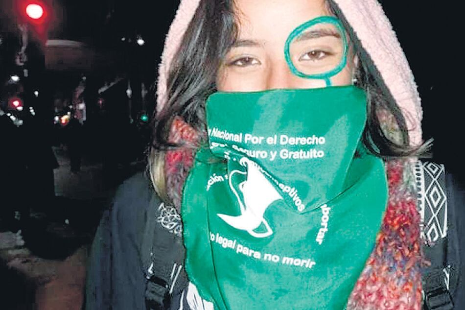 Agustina fue reconocida como hija por el cura Carlos Gamboa sólo por orden judicial.