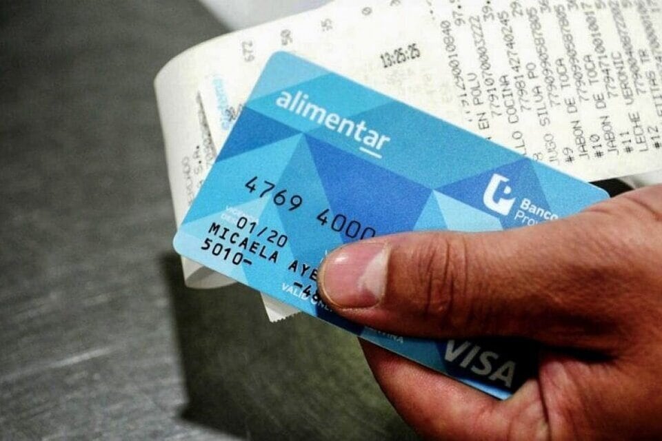 La Tarjeta Alimentar es un programa alimentario que aporta desde $12.500 a $25.000 según el caso de cada beneficiaria.