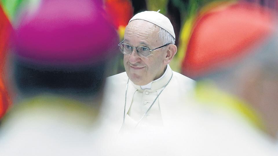 Jorge Bergoglio habló con los obispos en una visita de estos a El Vaticano.
