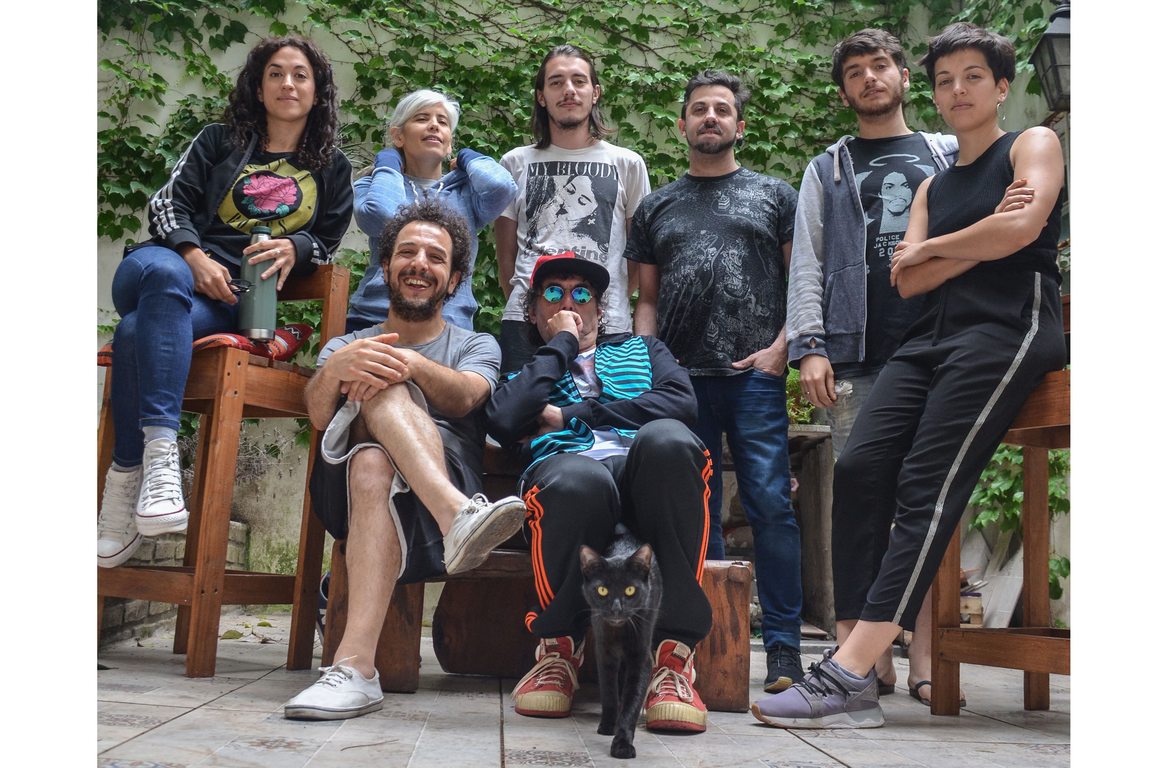 Canciones con ruido de magia es un homenaje colectivo al Flaco.