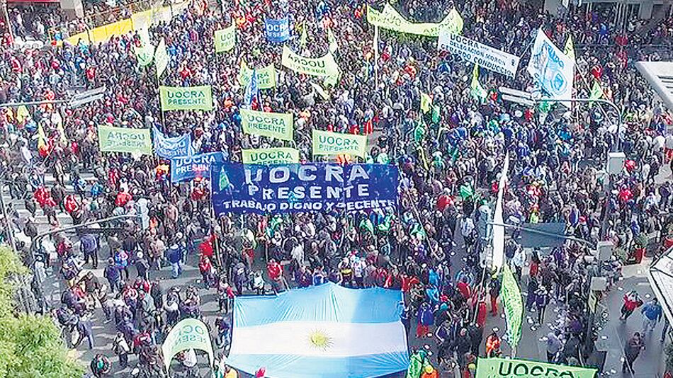 Los trabajadores de Uocra tienen una cláusula de revisión en diciembre.