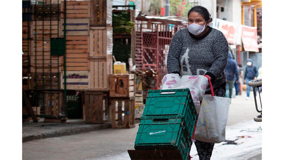 Las subas, informadas por el Indec, significan alzas del 48 y del 45% interanuales.