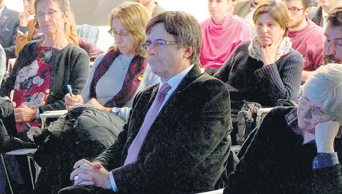 Puigdemont afirmó que para él “sigue siendo posible” un encaje de Cataluña dentro de España.