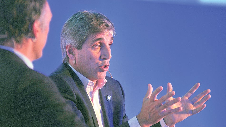 Luis Caputo, ministro de Finanzas. “Tenemos que continuar con el camino emprendido”, sostuvo.