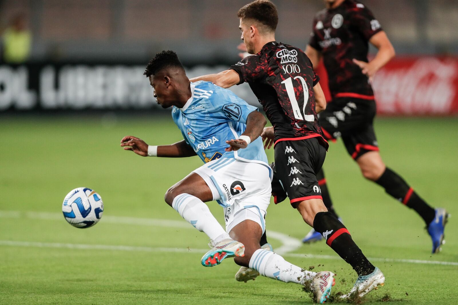 El partido fue muy parejo en Lima