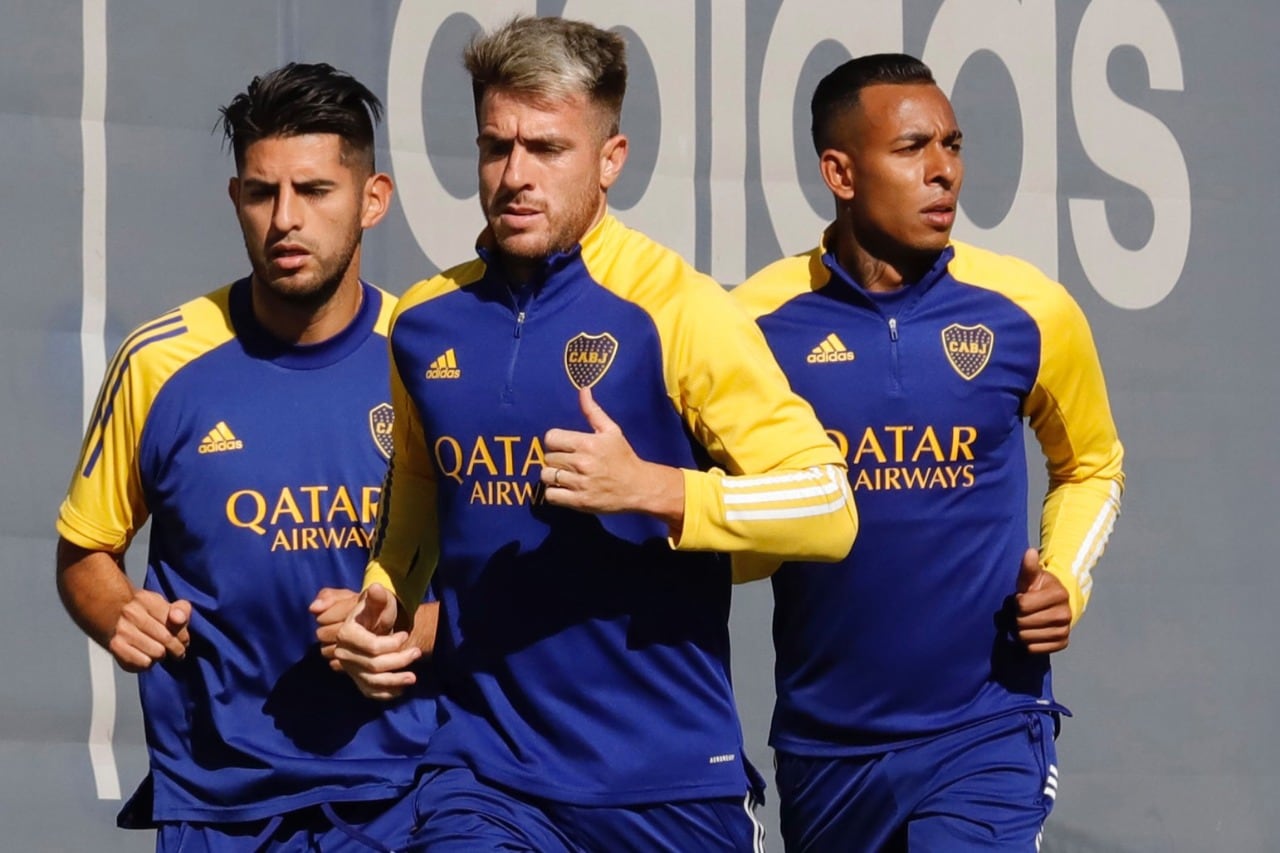Boca se entrenó con la cabeza puesta en La Paz.