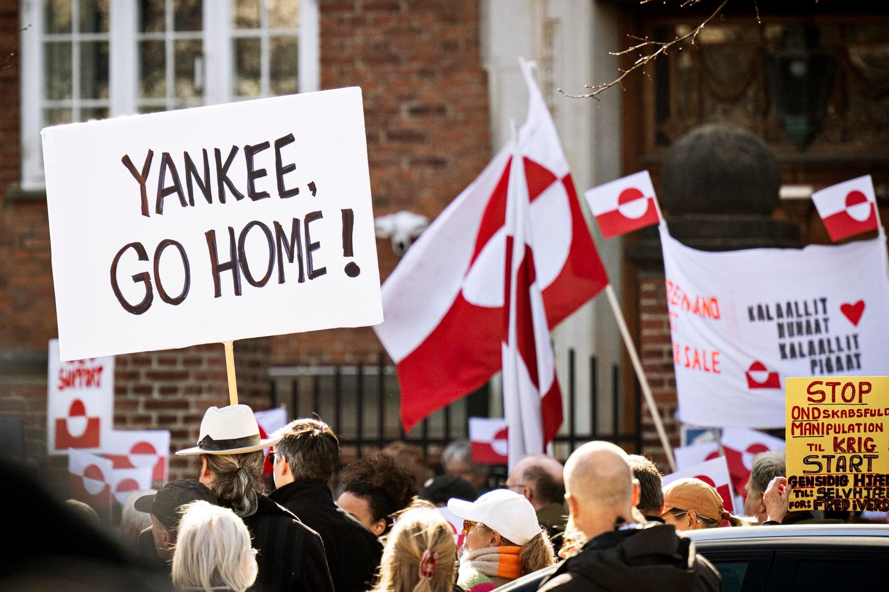 Protesta contra Trump frente a la embajada de EE.UU. en Copenhague.