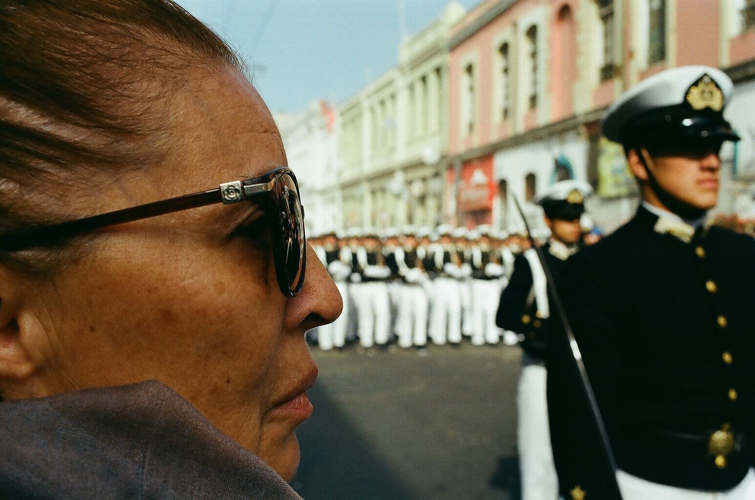 Una historia que funciona como ejemplo  del abuso sobre las mujeres en las dictaduras latinoamericanas. 
