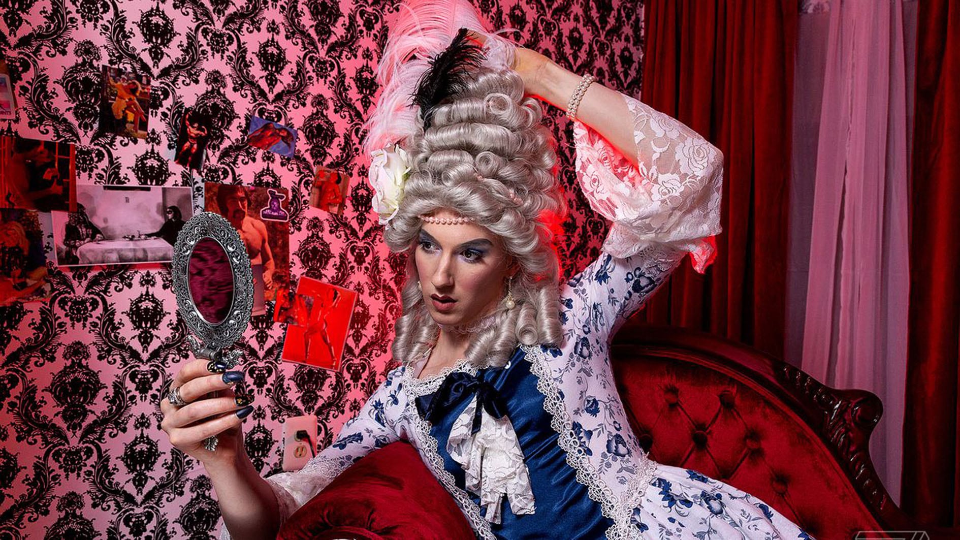 La reina youtuber en acción