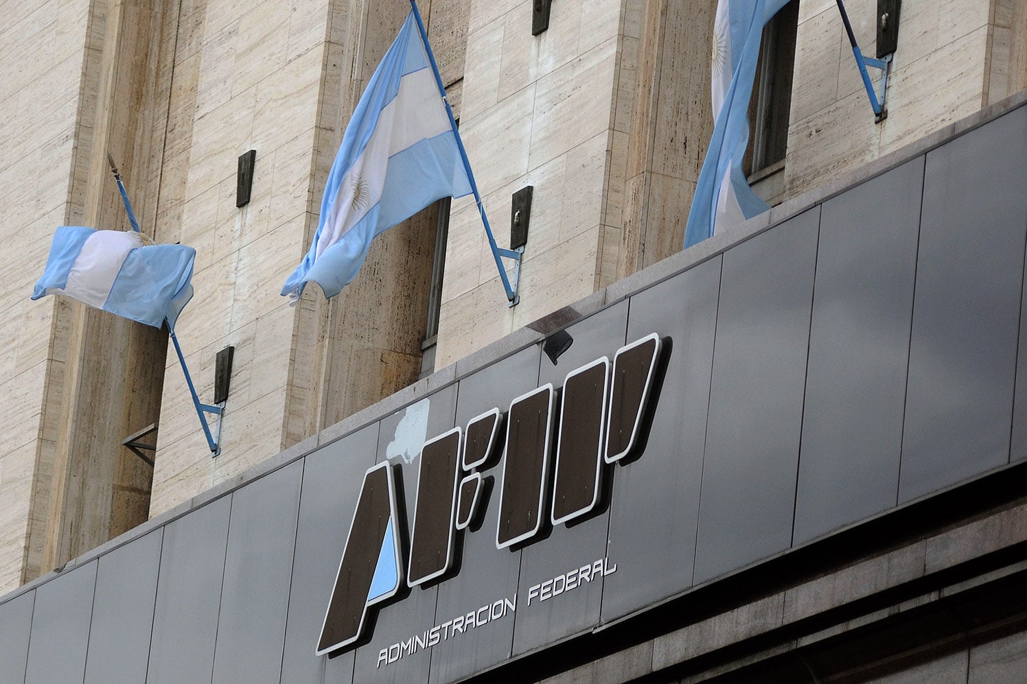 La AFIP recibe de forma automática información fiscal de 90 países.
