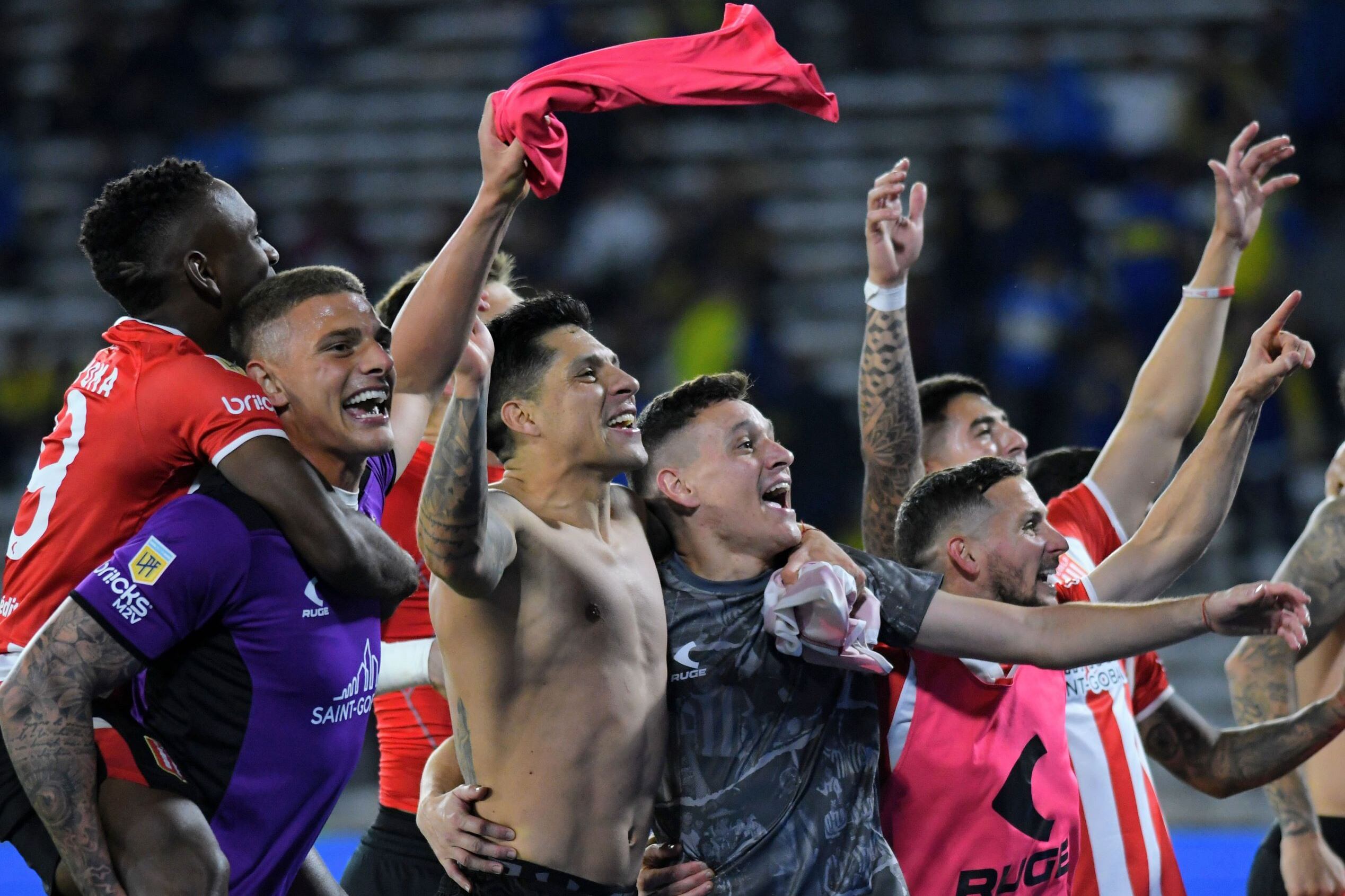 El Pincha, con Enzo Pérez a la cabeza, festeja el pase a la final