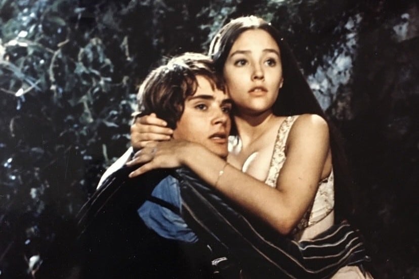 El actor británico Leonard Whiting junto a Olivia Hussey, en "Romeo y Julieta"