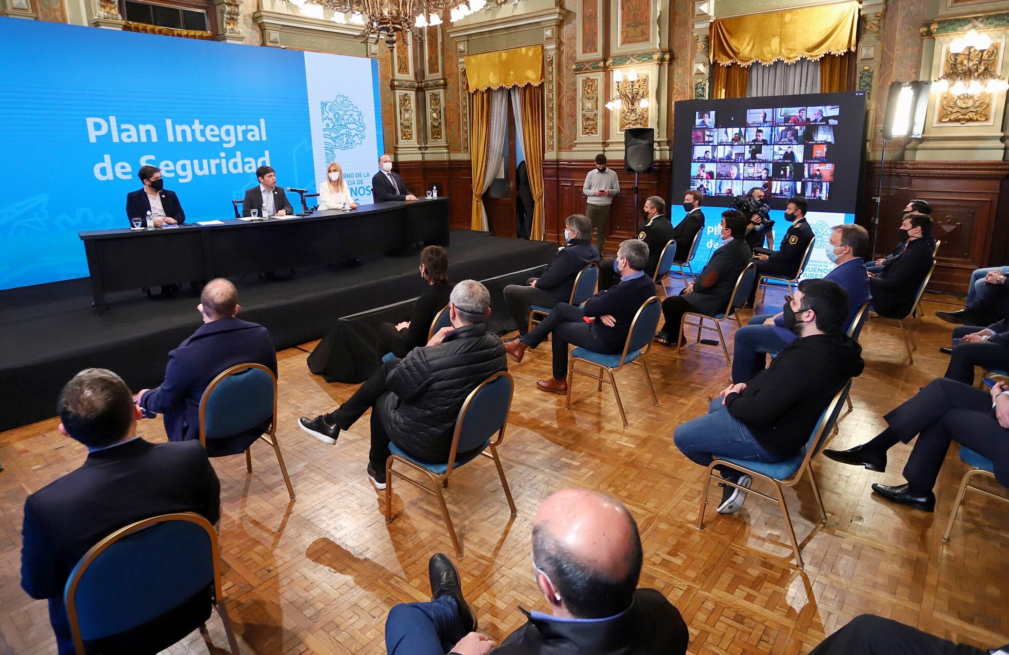 Kicillof realizó el anunció del plan de seguridad frente a los intendentes