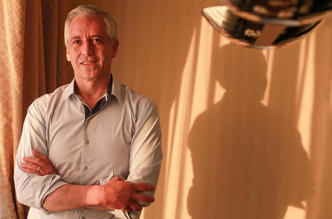  "Vivimos una especie de huelga general planetaria que ha paralizado buena parte del transporte, el comercio y los servicios".  