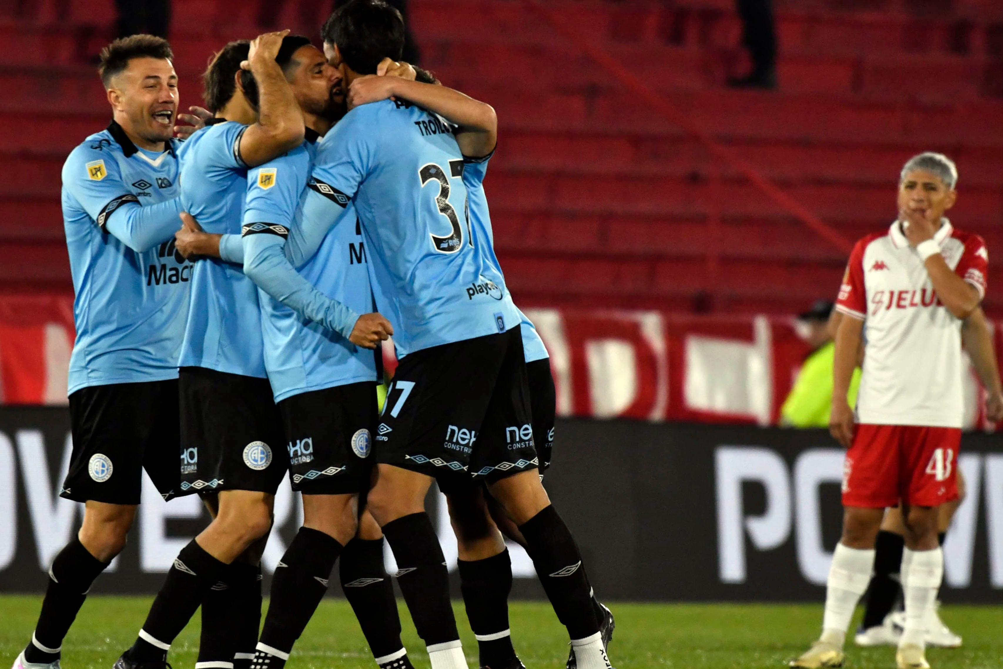 Eric Ramírez no puede creer lo que está pasando.