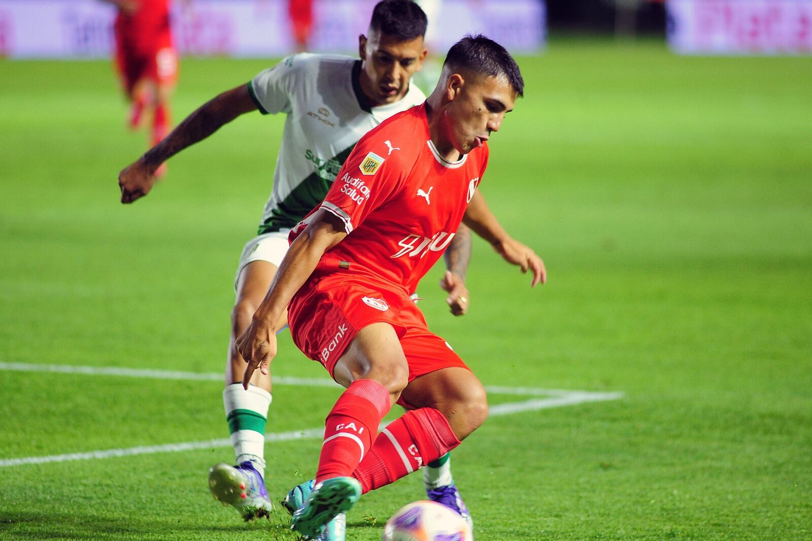 Banfield se acomodó mejor cuando quedó con uno menos