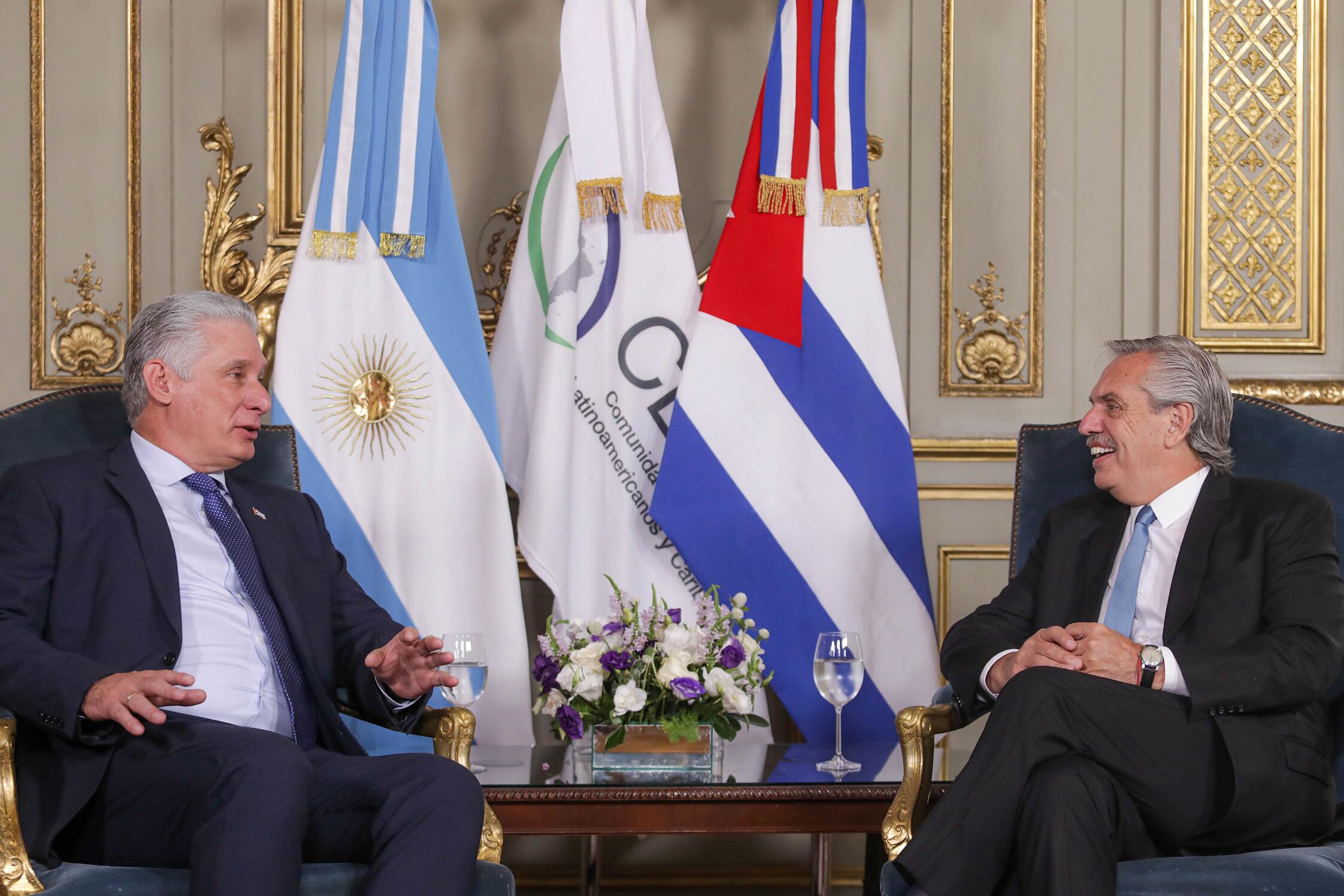 El presidente de Cuba, Miguel Díaz Canel, y Alberto Fernández.