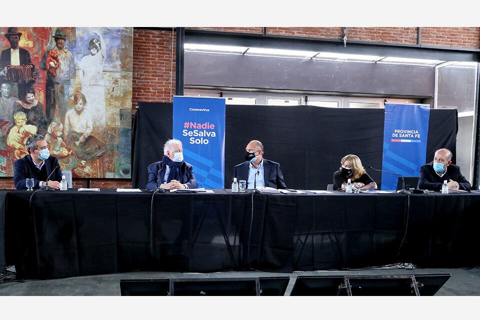 Javkin, Perotti, Martorano y Caruana recibieron al ministro nacional.