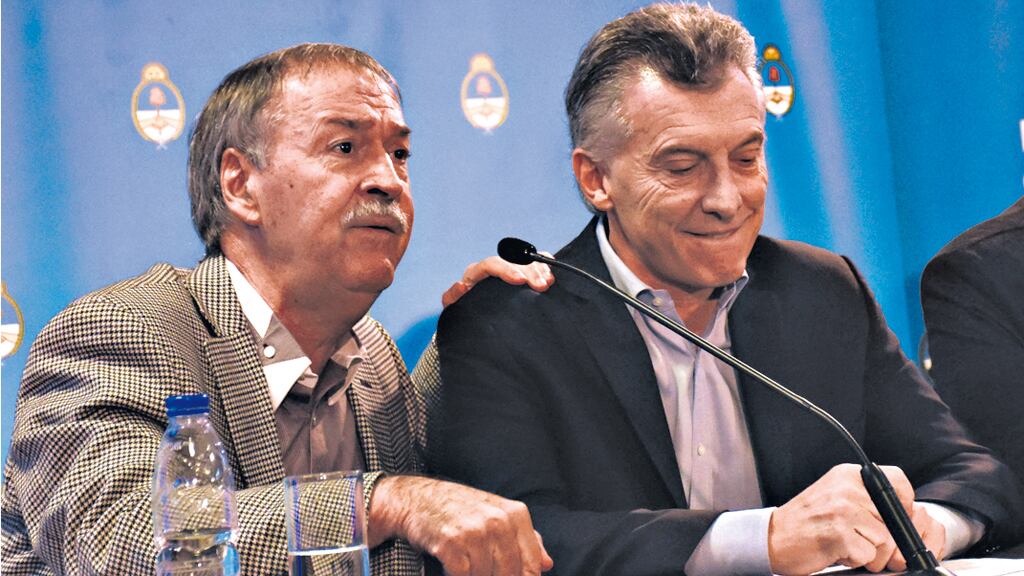 Macri y Schiaretti ayer, en la conferencia de prensa en la que se devolvieron ironías.