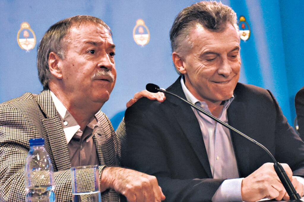 Macri y Schiaretti ayer, en la conferencia de prensa en la que se devolvieron ironías.