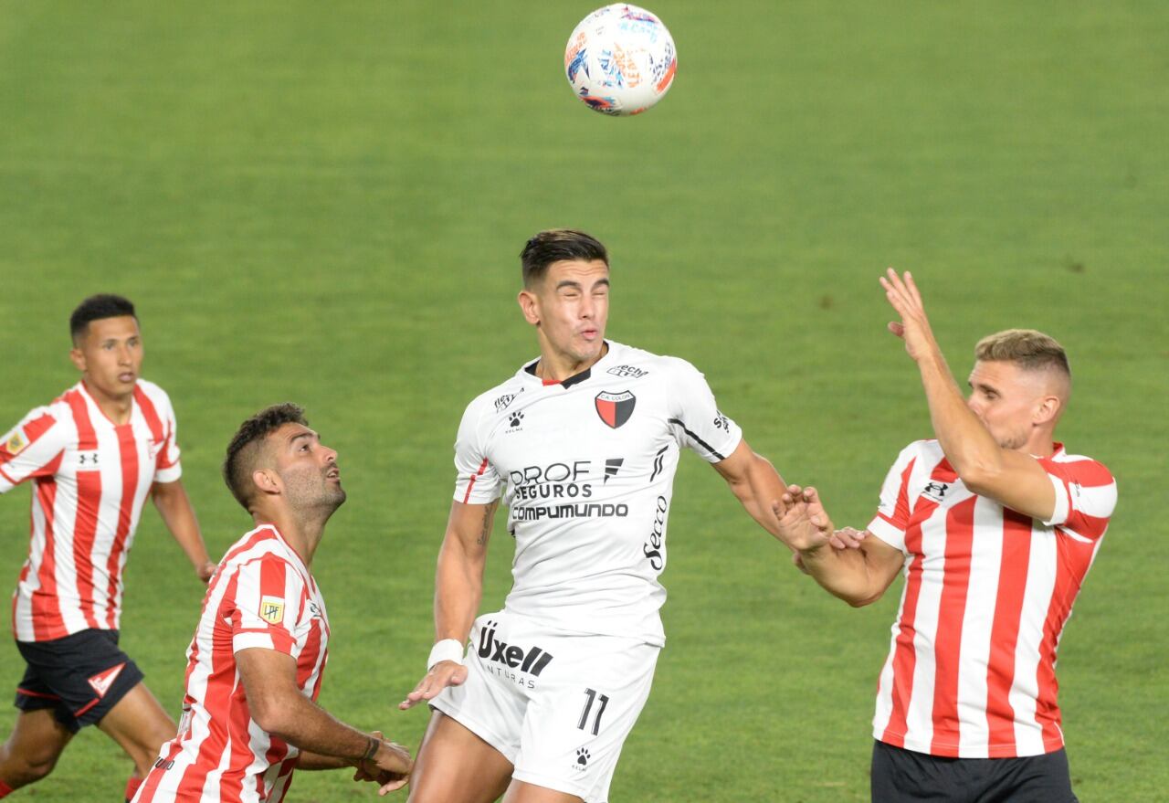 Acción aérea en La Plata.