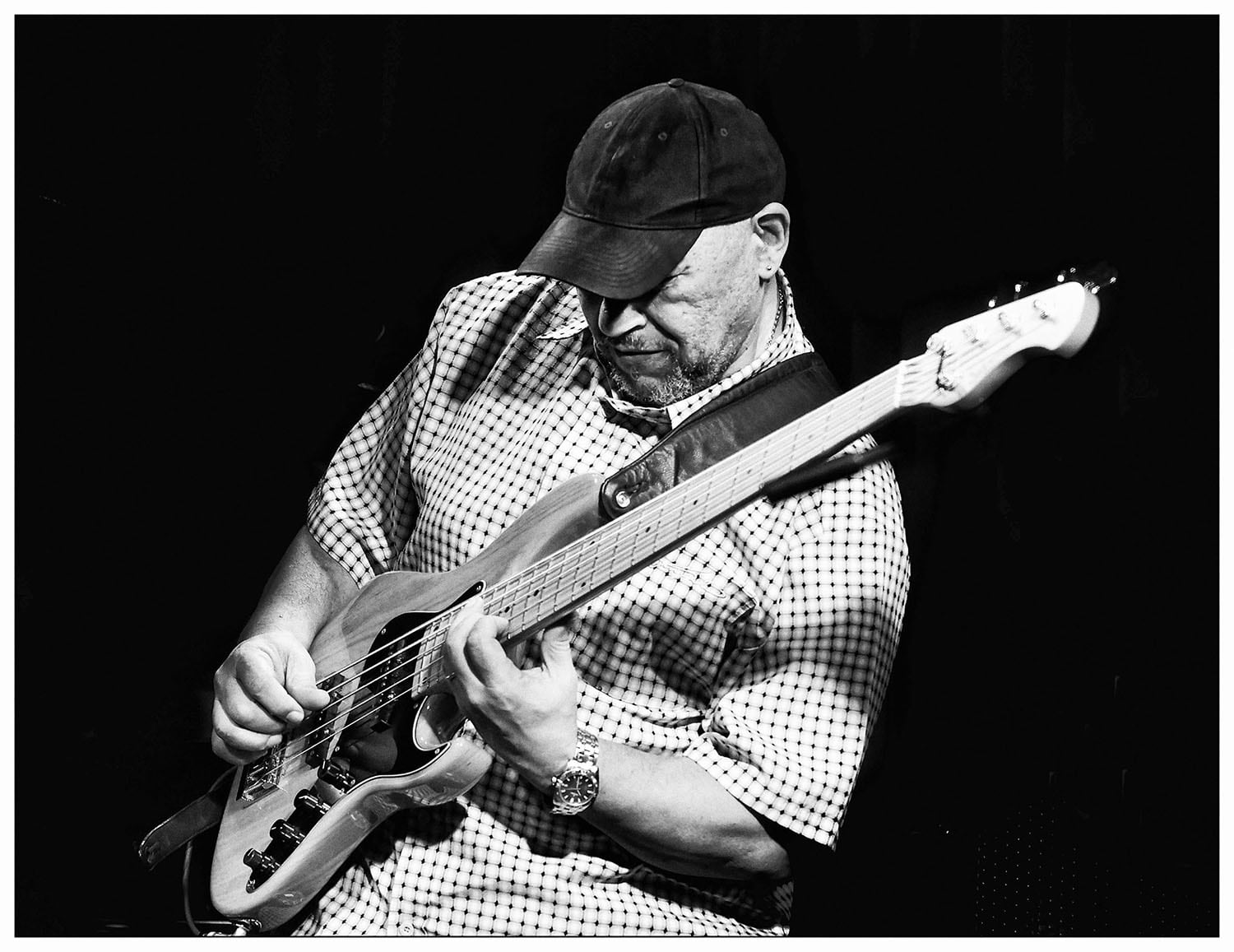 “La cosa es estar", afirma el bajista uruguayo Daniel Maza.