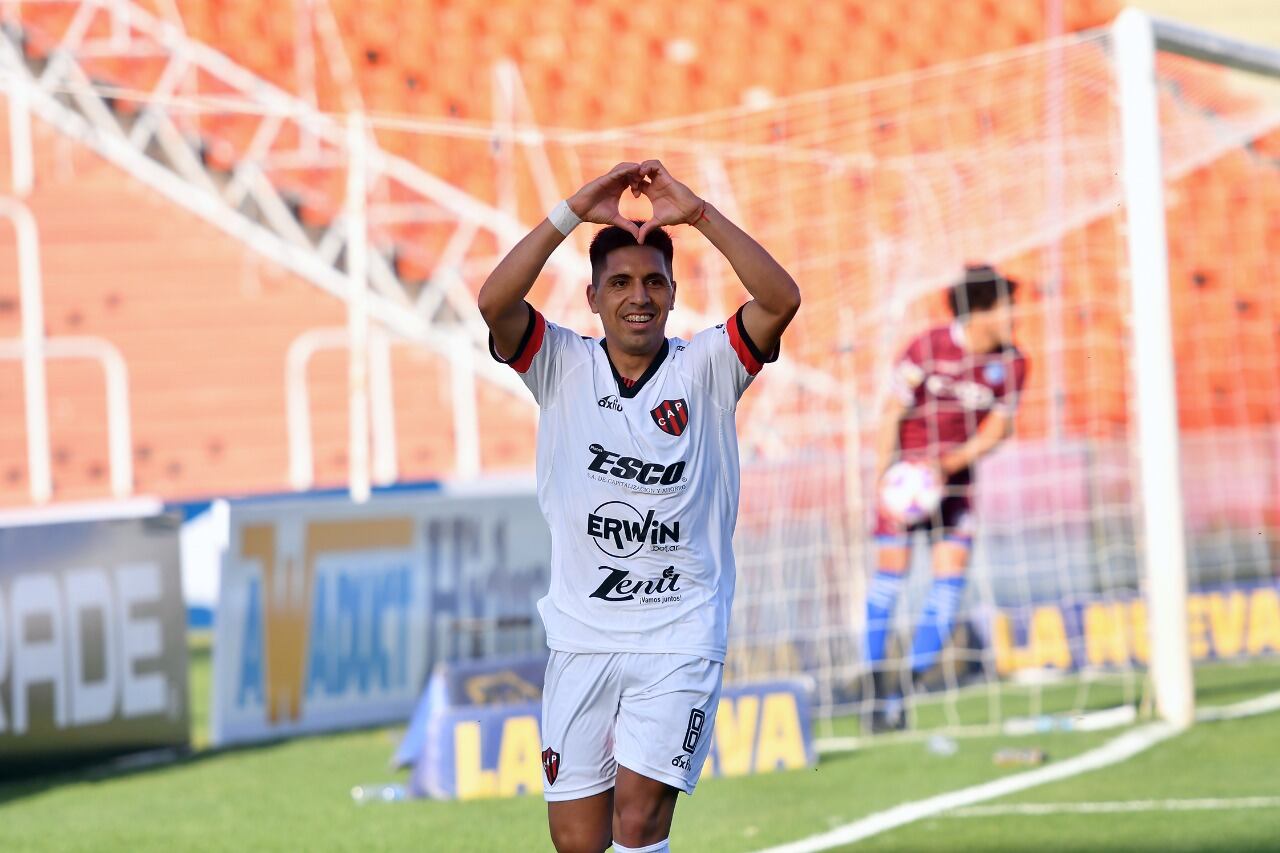 En Mendoza, Acevedo cambió penal por gol a favor del Patrón