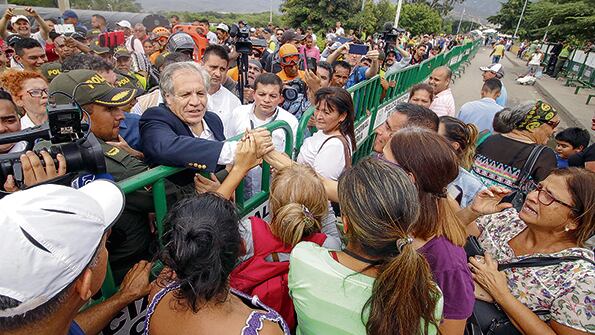 Almagro viajó a Cúcuta, Colombia, para dialogar con los emigrantes venezolanos.