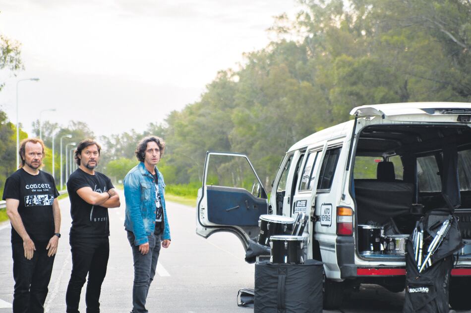 Segura, Torres y Peretti integran una banda que resuelve volver a reunirse, pero sin saber bien por qué.