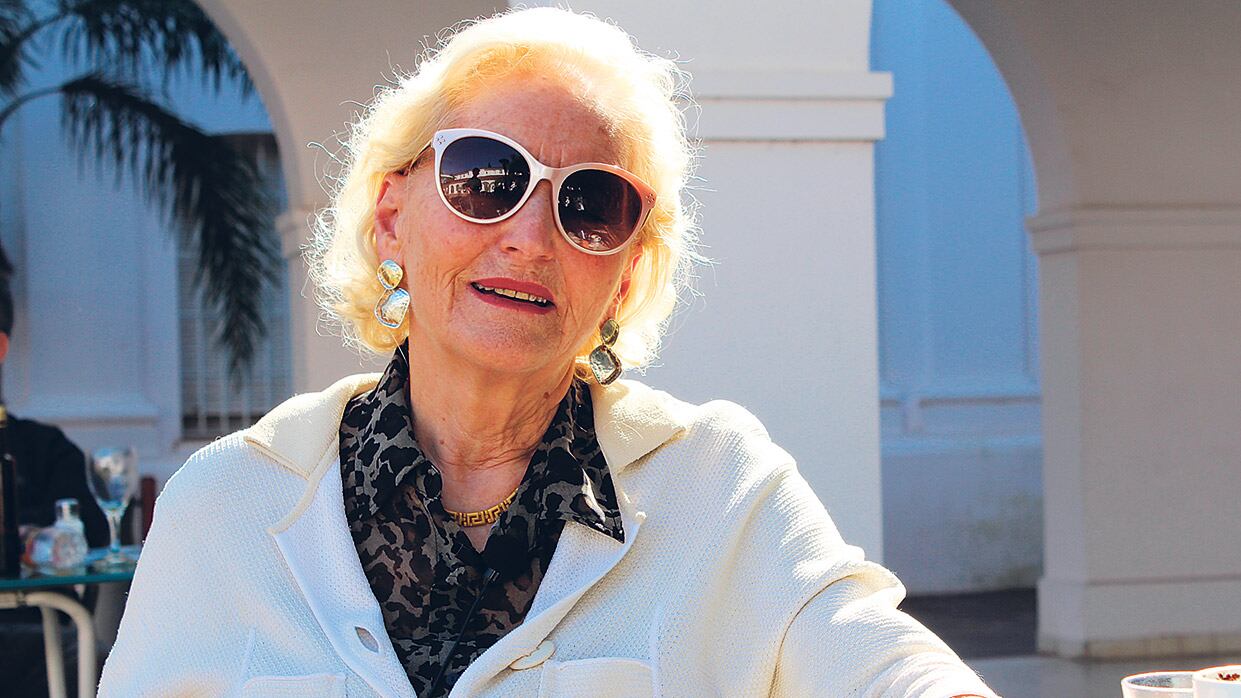 Colette Soler es doctora en Filosofía y doctora en Psicología por la Universidad de París.