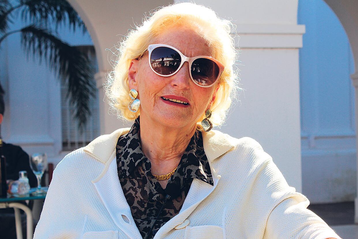 Colette Soler es doctora en Filosofía y doctora en Psicología por la Universidad de París.