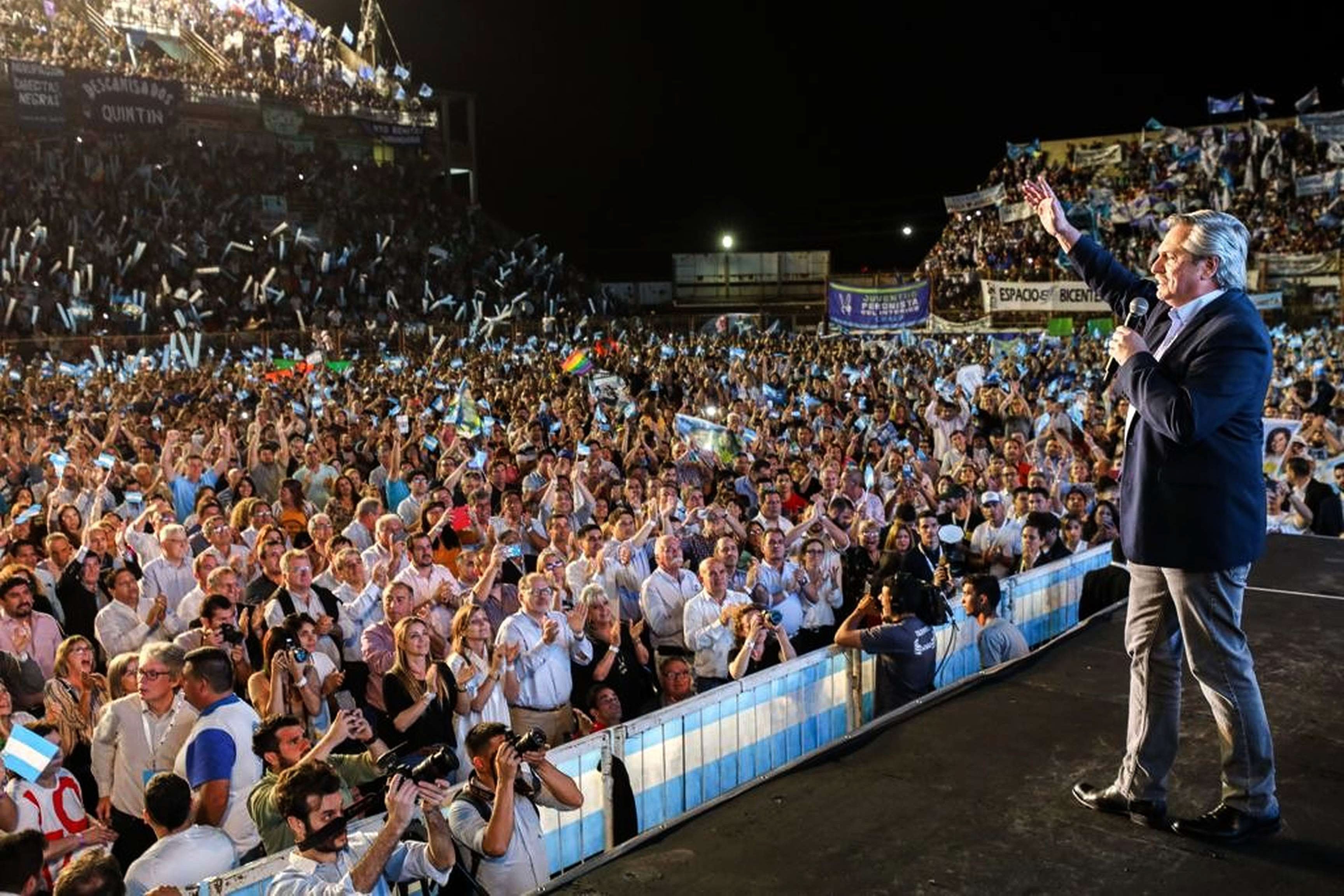 Alberto Fernández cerró la campaña federal del Frente de Todos en Chaco.