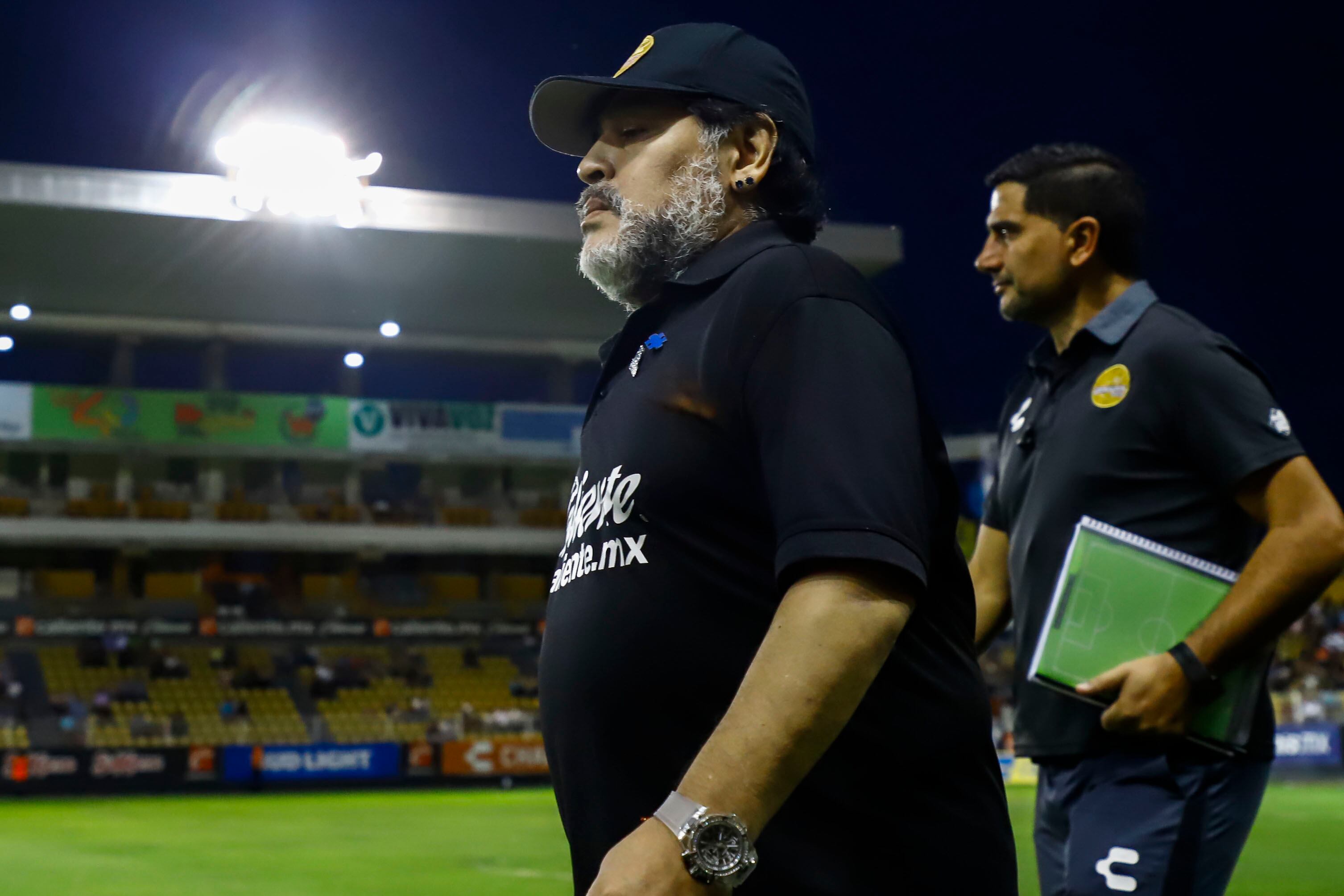 Maradona, el ahora ex DT de Dorados.