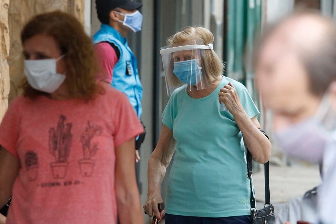 Vacuna anti Covid: el mito de las segundas dosis.