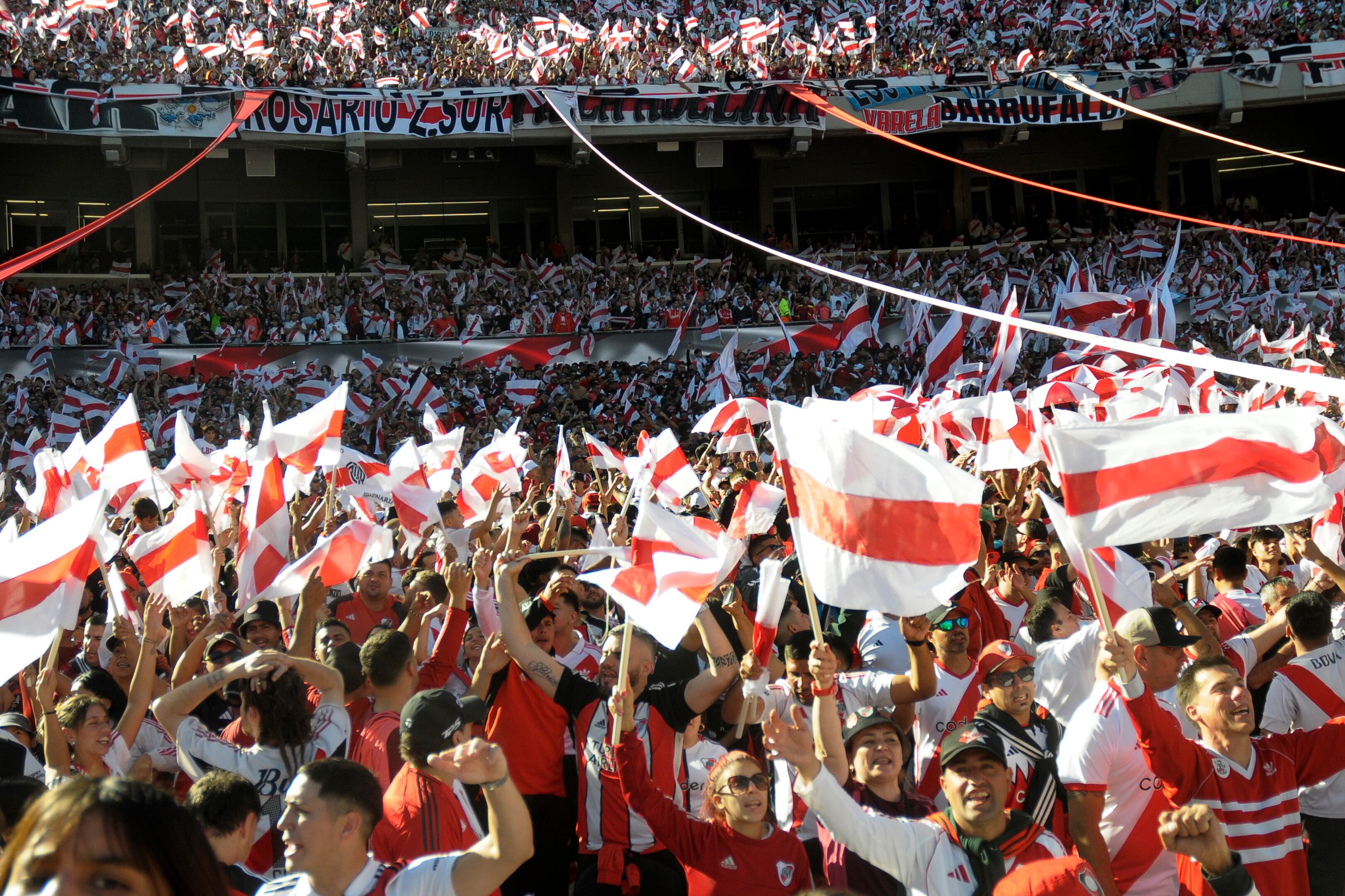 El público de River volverá a estar en el estadio Monumental