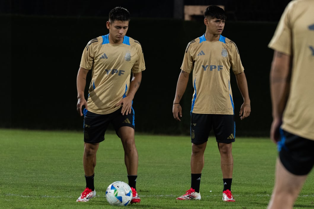 El equipo de Diego Placente debutará este viernes.