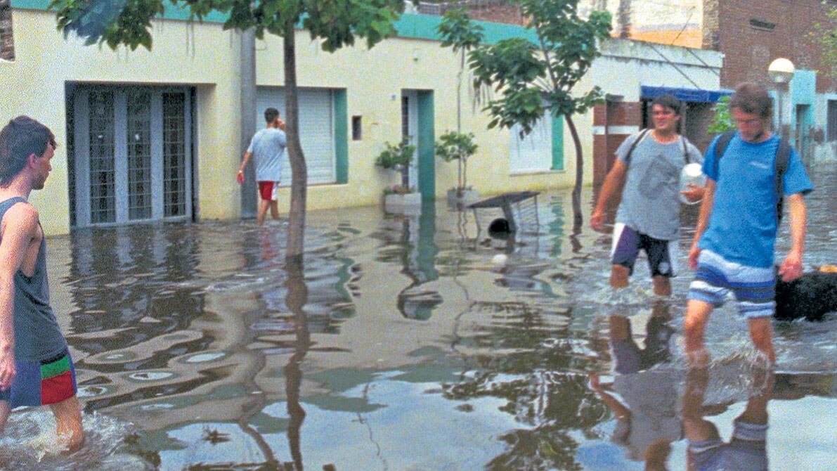 Una película que cambia constantemente de forma, que parece siempre a punto de atrapar algo inasible.