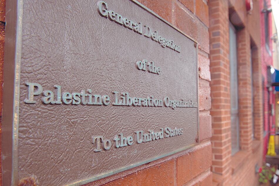 Los palestinos califican como una “guerra” contra ellos el cierre de su representación oficial ante Washington.